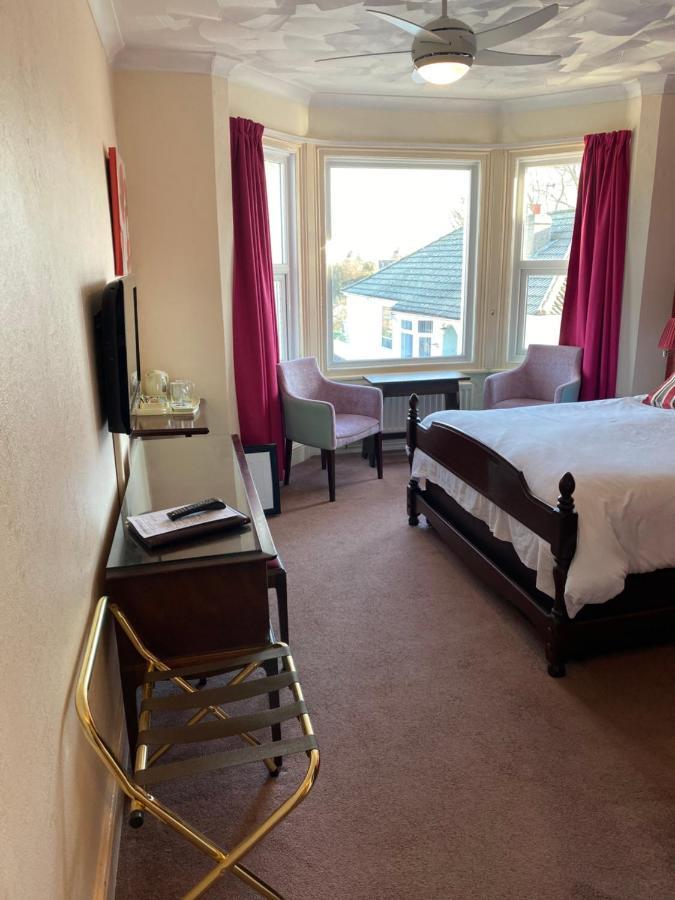 The Kingswood Weymouth
